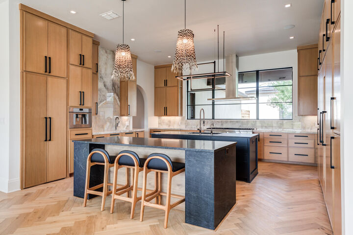 Property Photo:  14914 Miami Avenue Bldg 11  TX 79423 