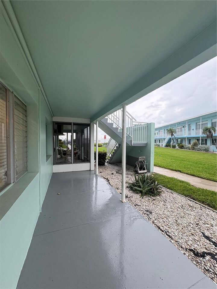 Property Photo:  1840 Shore Drive S 5  FL 33707 