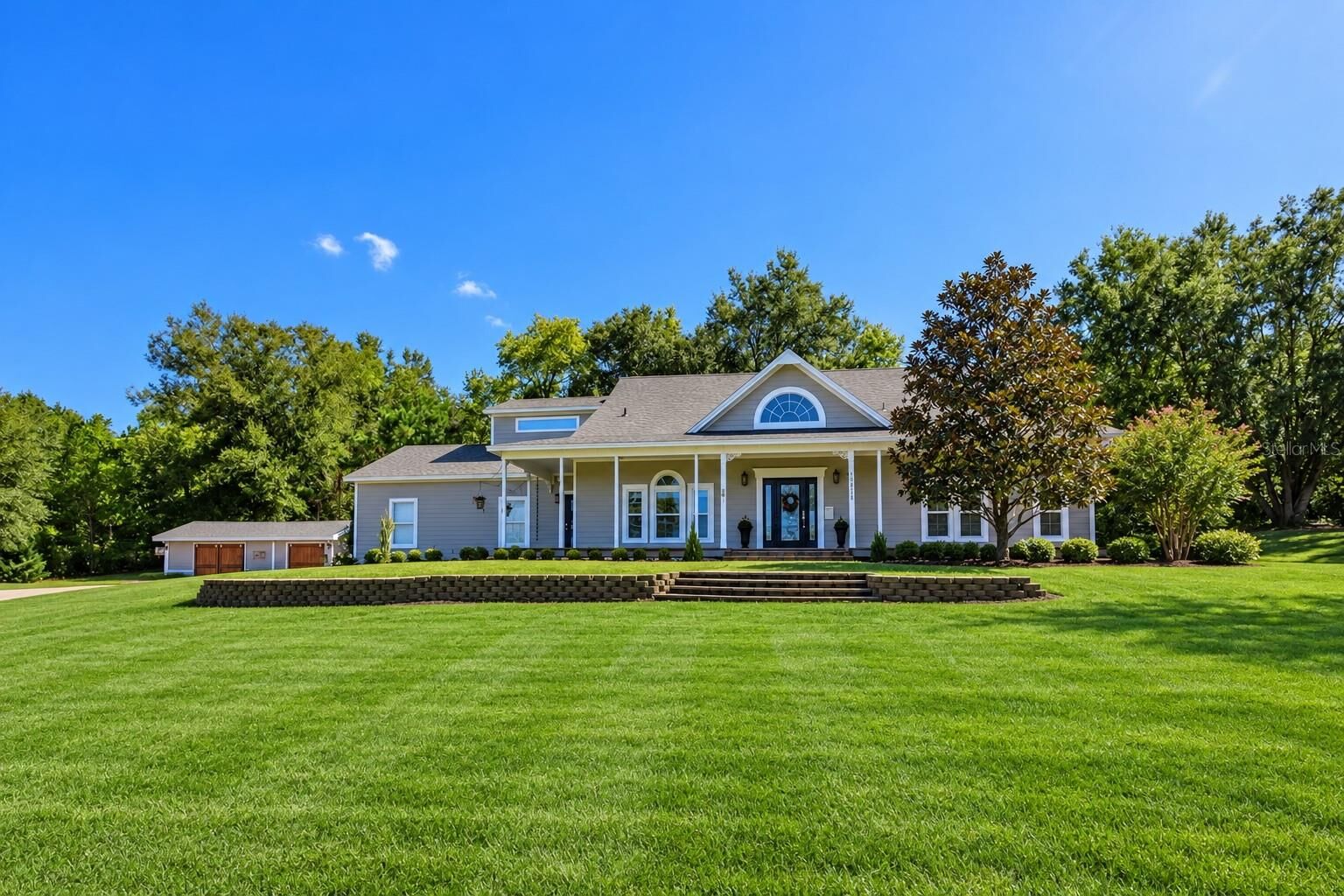 Property Photo:  12512 Sullivan Road  FL 34715 
