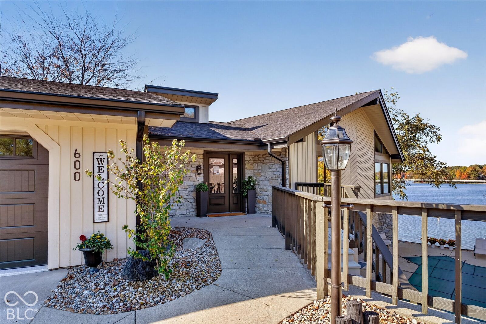 Property Photo:  600 Lakeview Lane  IN 46034 