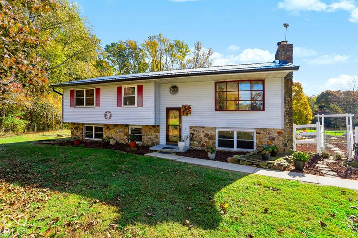 Property Photo:  5962 Braysville Road  IN 47460 