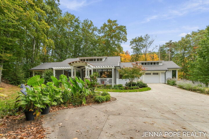 Property Photo:  14676 Brucker Woods Court  MI 49417 