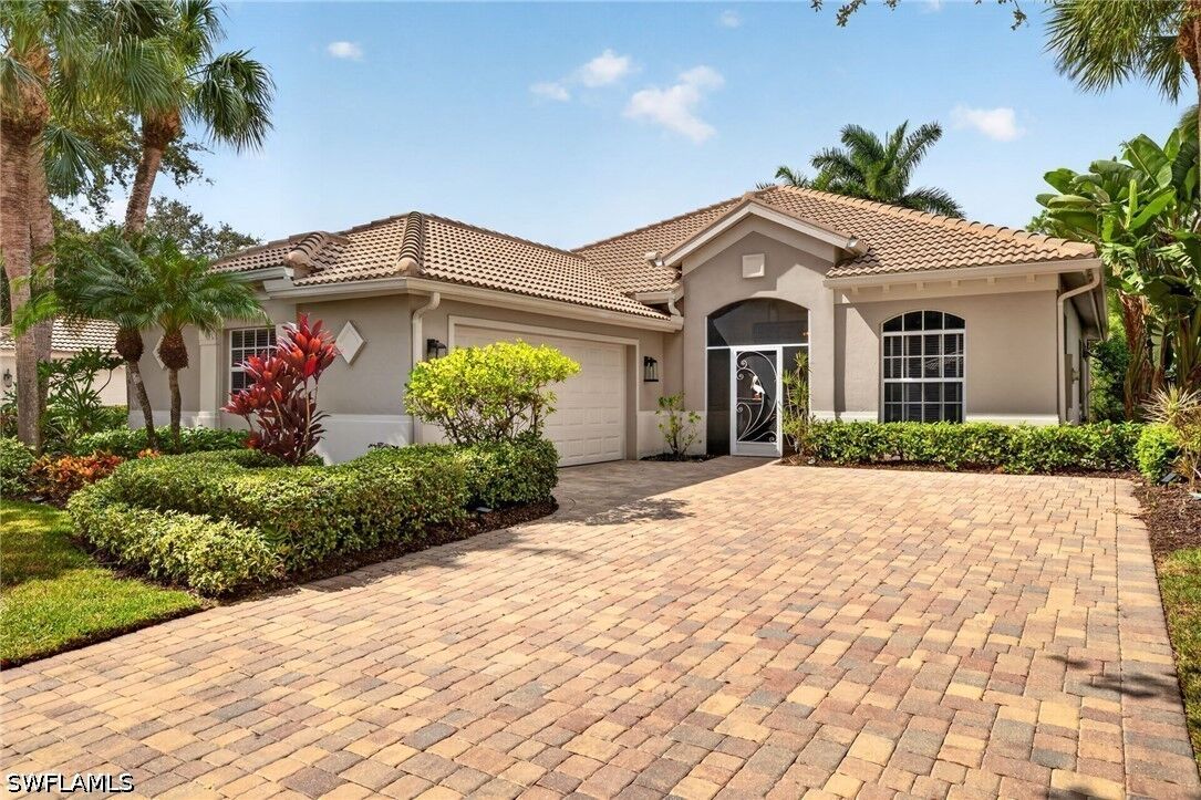 Property Photo:  20864 Gleneagles Links Drive  FL 33928 