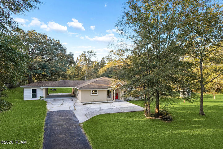 Property Photo:  241 Dummyline Road  LA 70447 