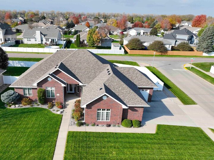 Property Photo:  501 Wild Plum Way  IA 51054 