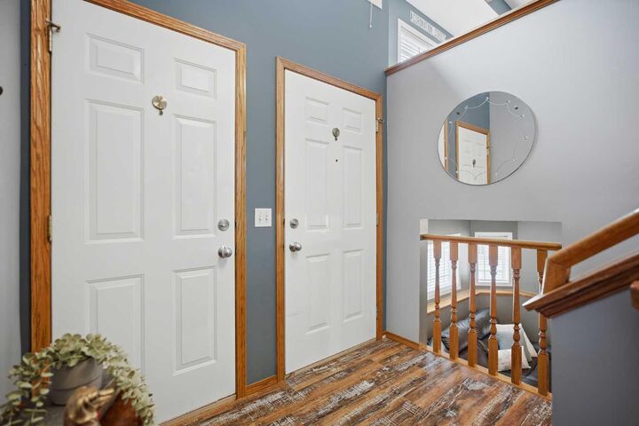 Property Photo:  14 Morris Place SE  AB T4A 2B6 