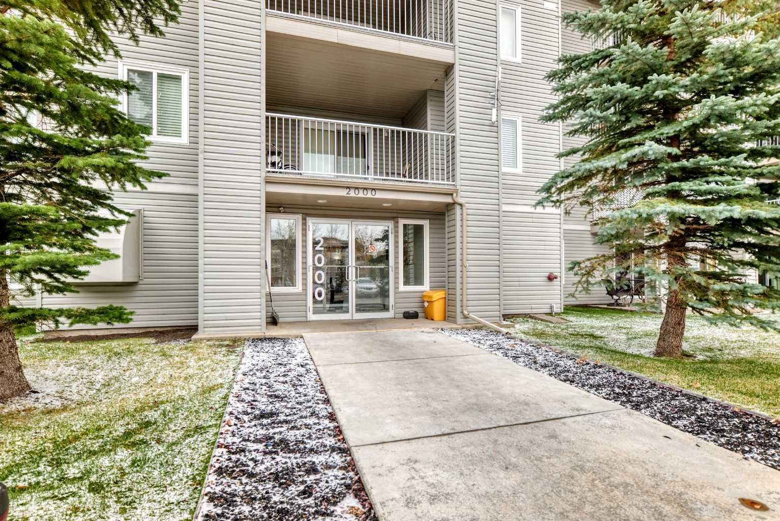 Property Photo:  604 8 Street SW 2312  AB T4B 2W4 