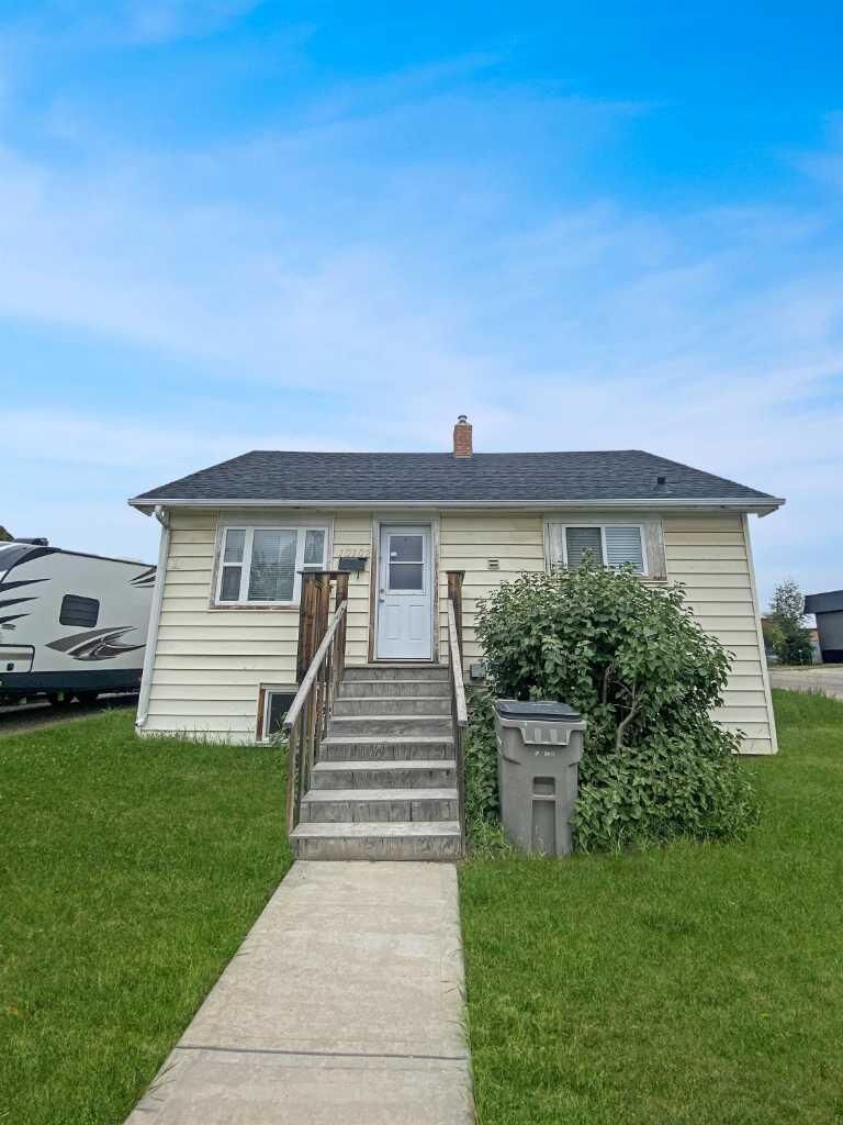 Property Photo:  10102 109 Avenue  AB T8V 1R9 