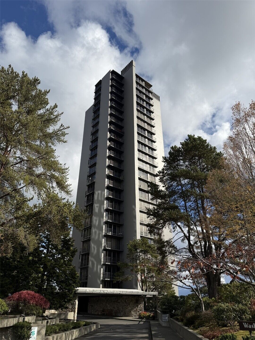 Property Photo:  1620  43rd Avenue E 20A  WA 98112 
