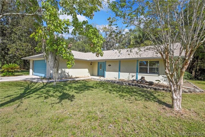 Property Photo:  4737 S Sawmill Way  FL 34448 