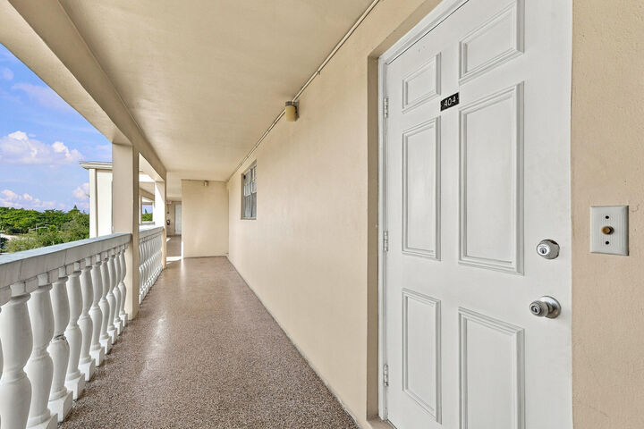 Property Photo:  3535 Broken Woods Drive 404  FL 33065 