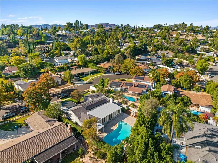 Property Photo:  22136 Napa Street  CA 91304 