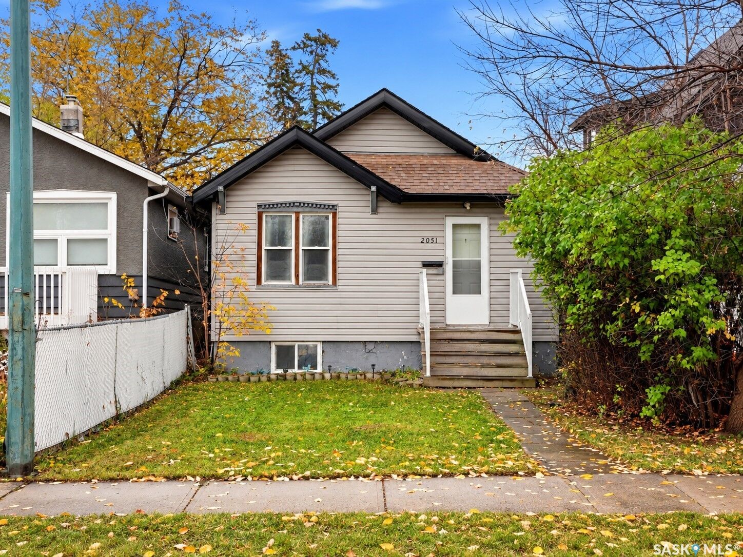 Property Photo:  2051 Atkinson Street  SK S4N 3W8 