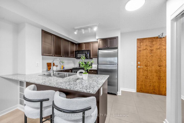 Property Photo:  1235 Bayly Street 807  ON L1W 1L7 
