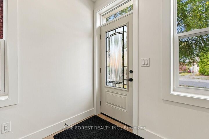 Property Photo:  25 Euclid Avenue  ON N6C 1C2 