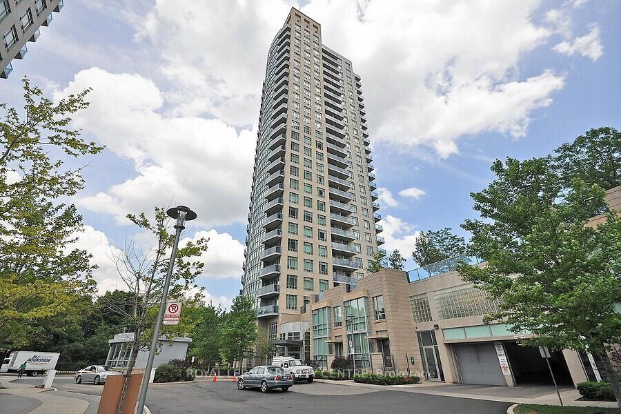 Property Photo: 90 Absolute Avenue 1705 ON L4Z 0A3