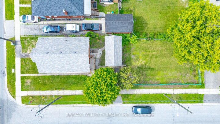 Property Photo: 249 Clarence Street ON N3R 3T6