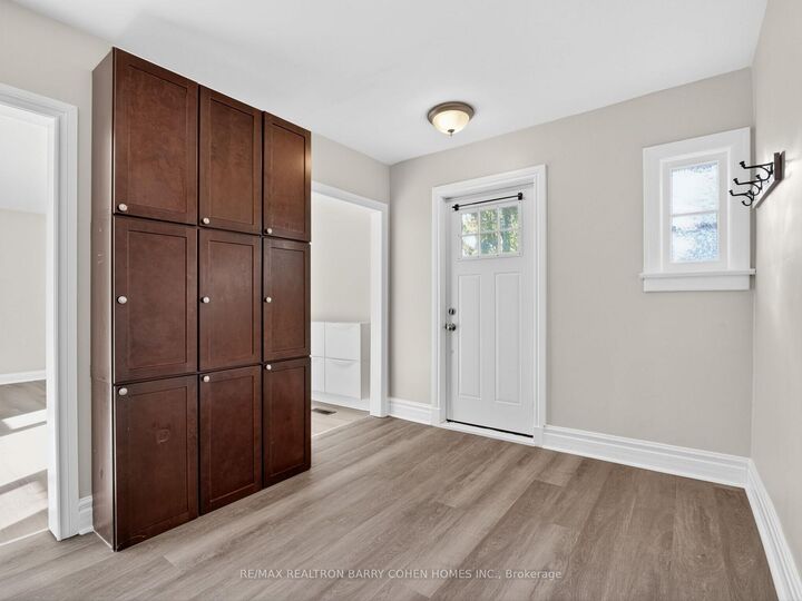 Property Photo: 168 Avondale Avenue ON M2N 2V5