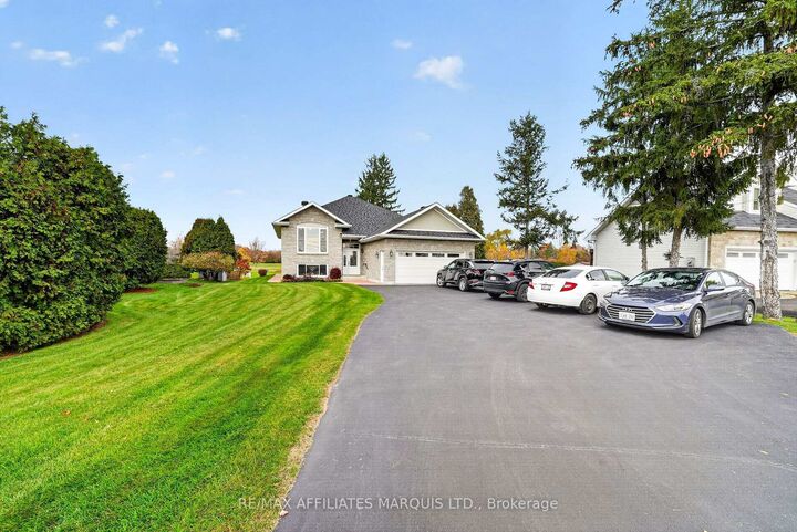 Photo de la propriété: 18233 County 2 Road ON K6H 5R5