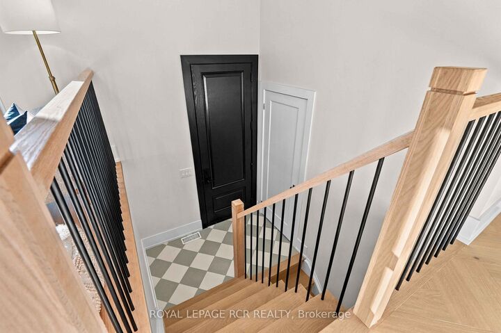Property Photo: 10 Lawton Court ON L9W 4X4