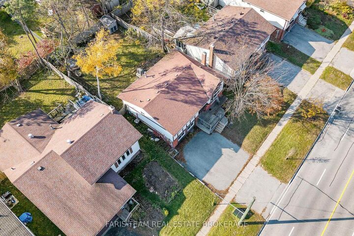 Property Photo:  286 Anne Street N  ON L4N 5H9 