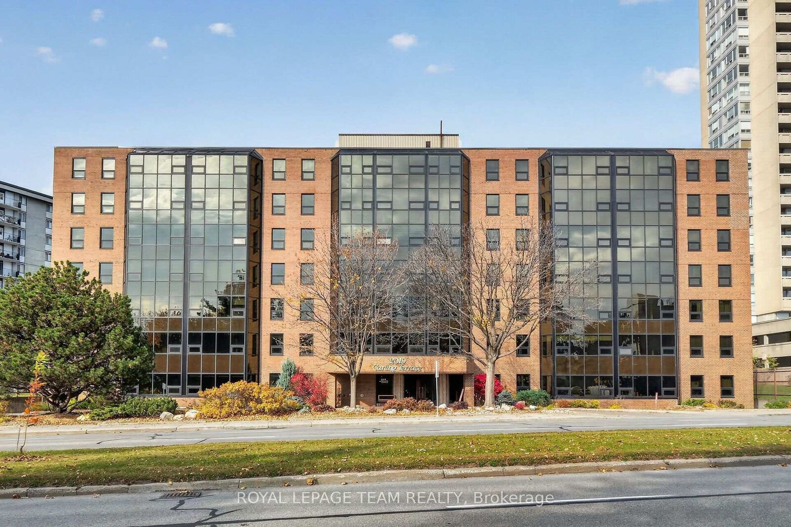 Property Photo:  2019 Carling Avenue 210  ON K2A 4A2 