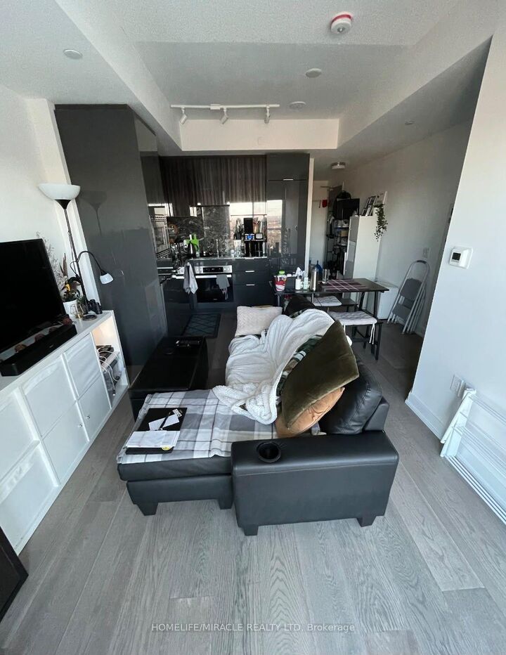Property Photo:  50 Oneill Road  ON M3C 0R1 
