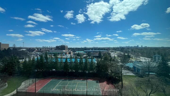 Property Photo: 7805 Bayview Avenue 618 ON L3T 7N1