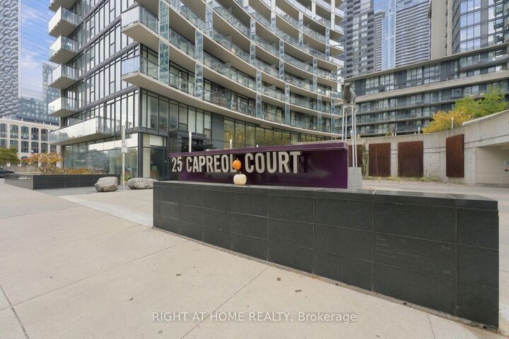 Property Photo:  25 Capreol Court 2806  ON M5V 3Z7 