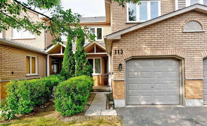 Property Photo: 833 Scollard Court E 113 ON L5V 2B4