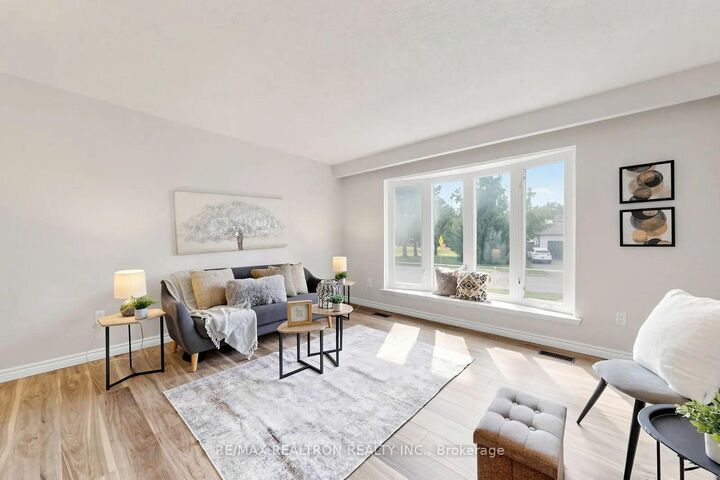 Property Photo: 938 Whitefield Drive ON K9J 7V9