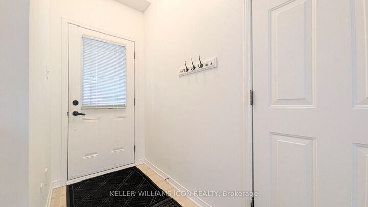 Property Photo:  56 Charleston Street  ON K2G 7G1 