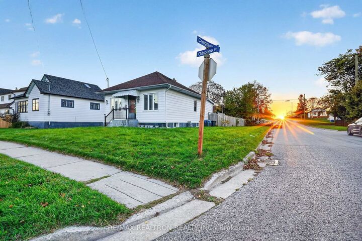 Property Photo: 86 Gibbons Street ON L1J 4X9