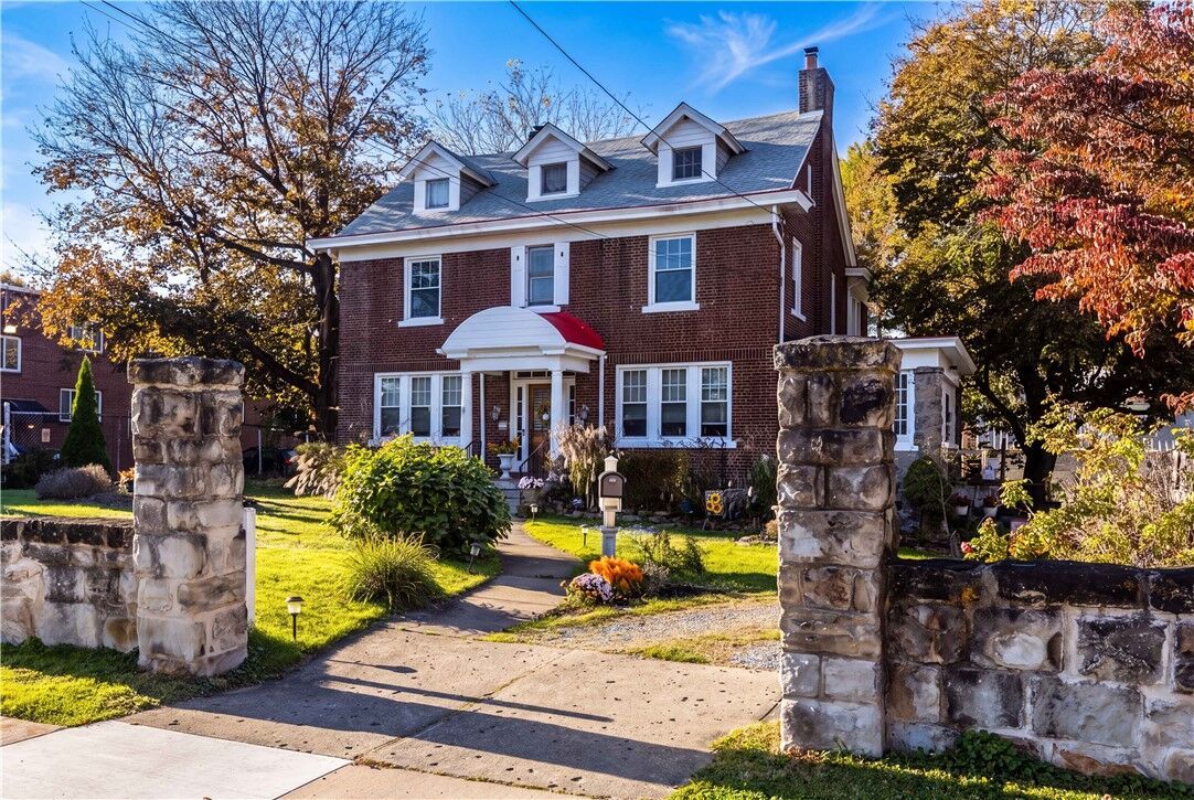 Property Photo:  150 S Euclid Ave  PA 15202 