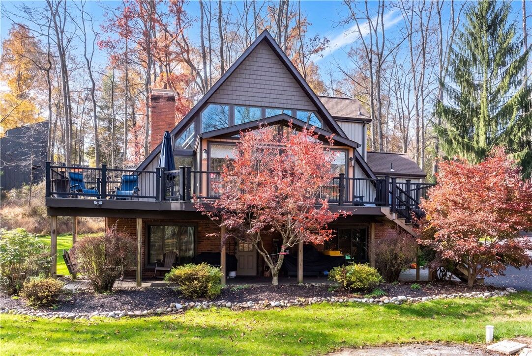 Property Photo:  564 Taylor Dr.  PA 15317 