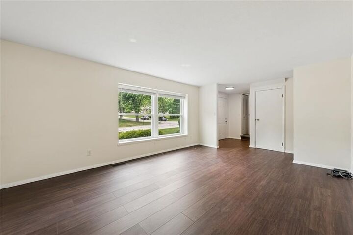 Property Photo:  200 Duquesne Blvd  PA 15068 