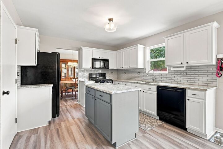 Property Photo:  1251 Idabright Drive  IL 60586 