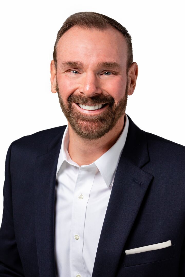 Bill Brundage,  in Birmingham, Professionals