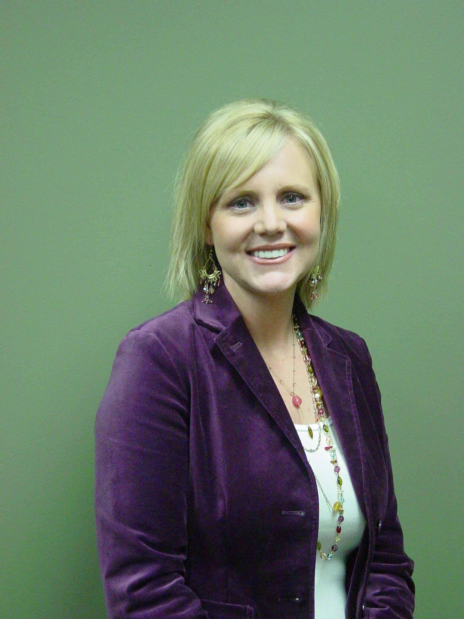 Andrea Miller, Real Estate Salesperson in Roseville, Reliance Partners
