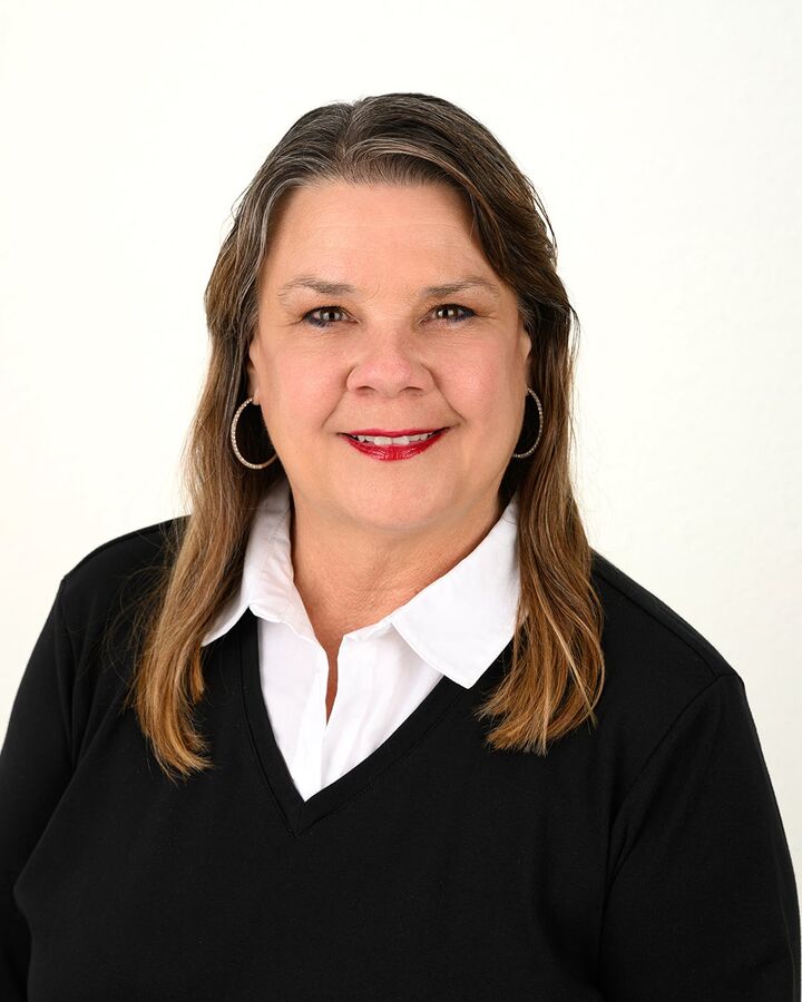 Rochelle Lundy, Associate Real Estate Broker in Sioux City, Associated Brokers Realty, Inc.