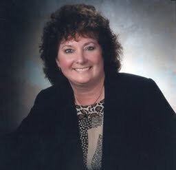 Margie Karasinski, Real Estate Salesperson in Macomb, AAA North
