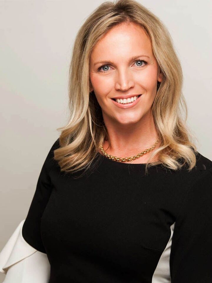 Lyuda Steinke, Real Estate Salesperson in Palm Desert, Affiliated