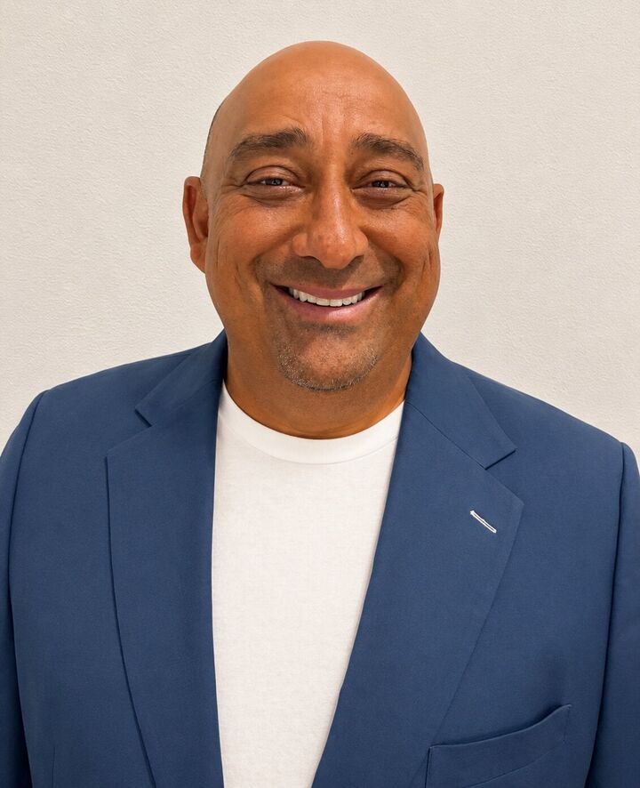 Robin Gupta,  in Sarasota, RoseBay