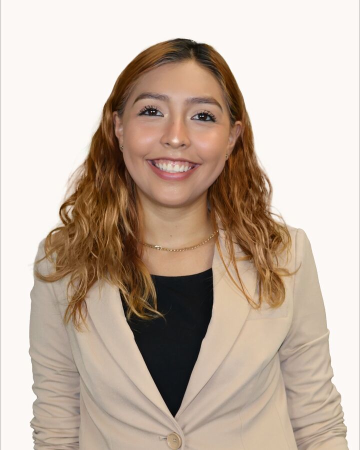 Lisette Chavarria,  in Hauppauge, Realty Connect