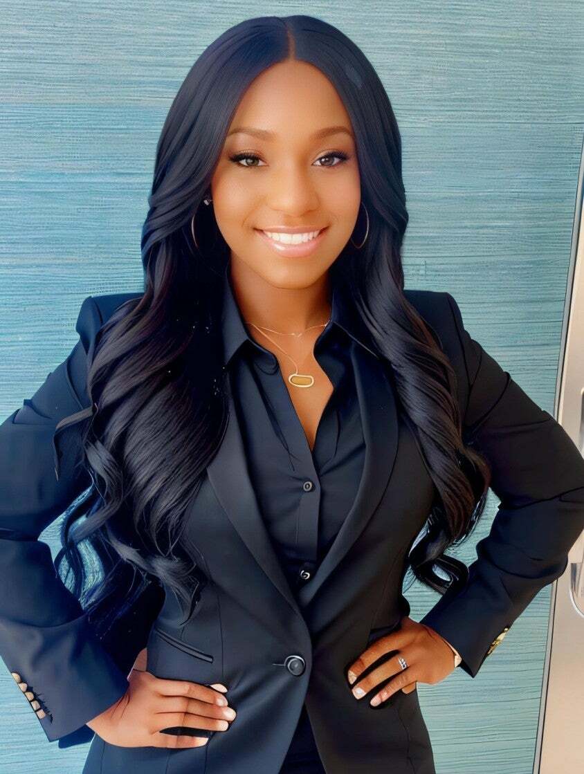 Kyleaya Coles, Real Estate Salesperson in Troy, Town & Country