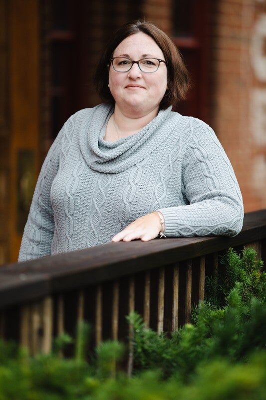 Stephanie Burchard, Real Estate Salesperson in Farmville, Realty @ Home