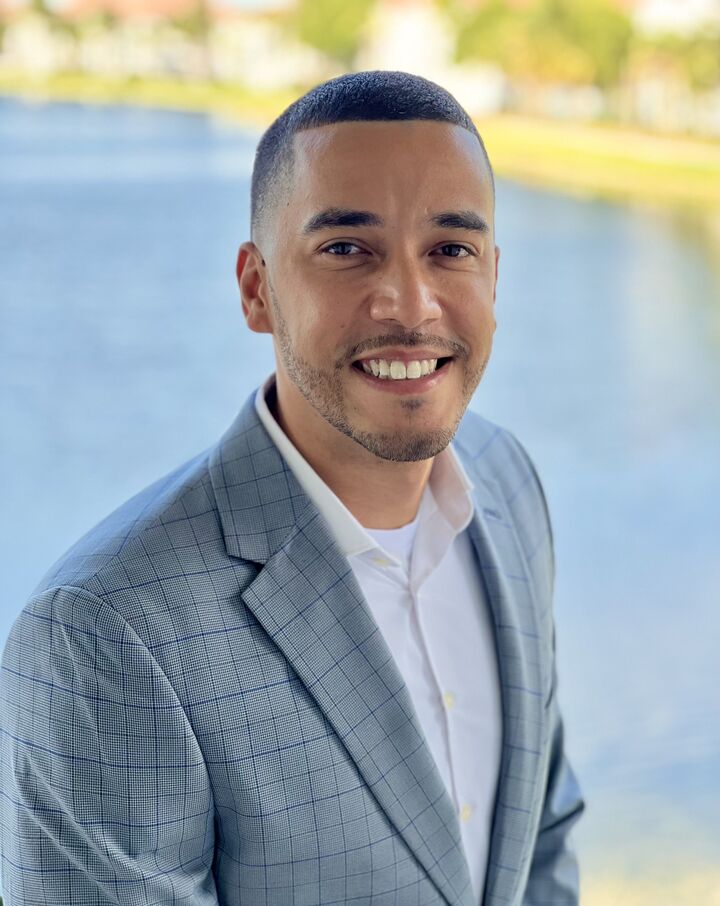 Angel Hernandez III, Real Estate Salesperson in Pembroke Pines, North East