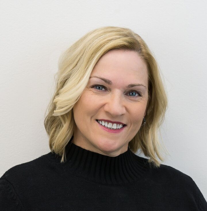 Aimee Labadessa,  in Addison, Circle