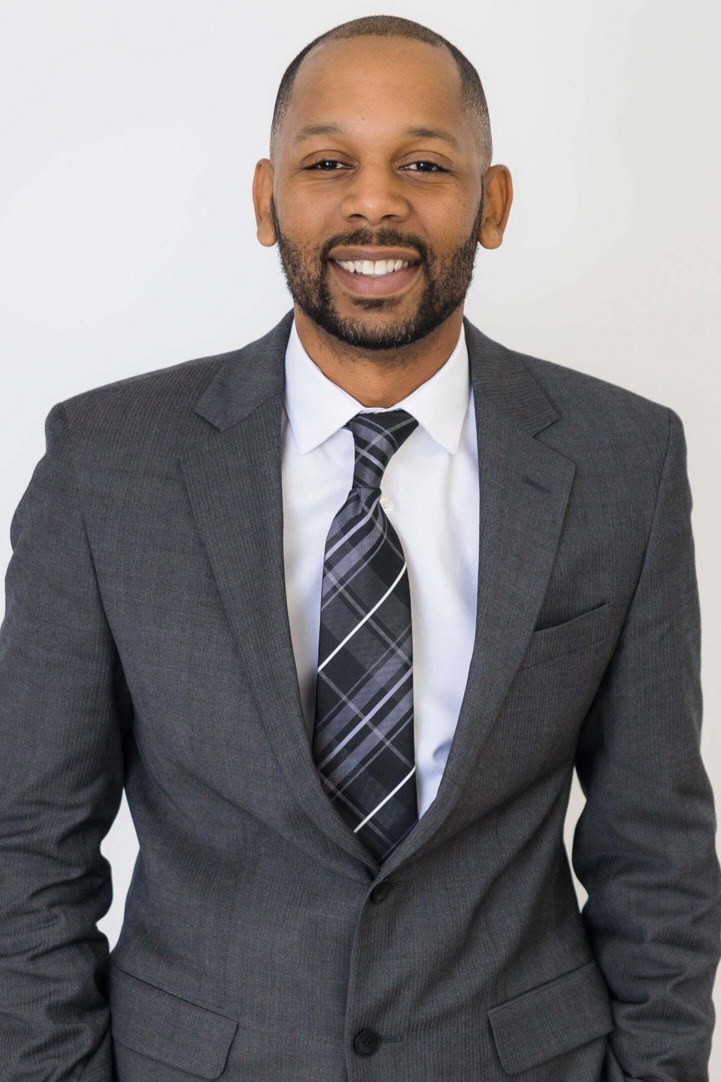 Julius Williams, Sales Associate in Longmeadow, New England