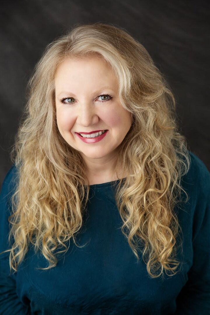 Deb Hale, Real Estate Salesperson in Schofield, Action